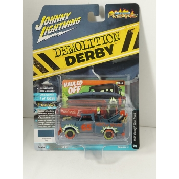 Johnny Lightning 1:64 Chevy Truck Tow Truck (Demolition Derby) 1965 smoke blue